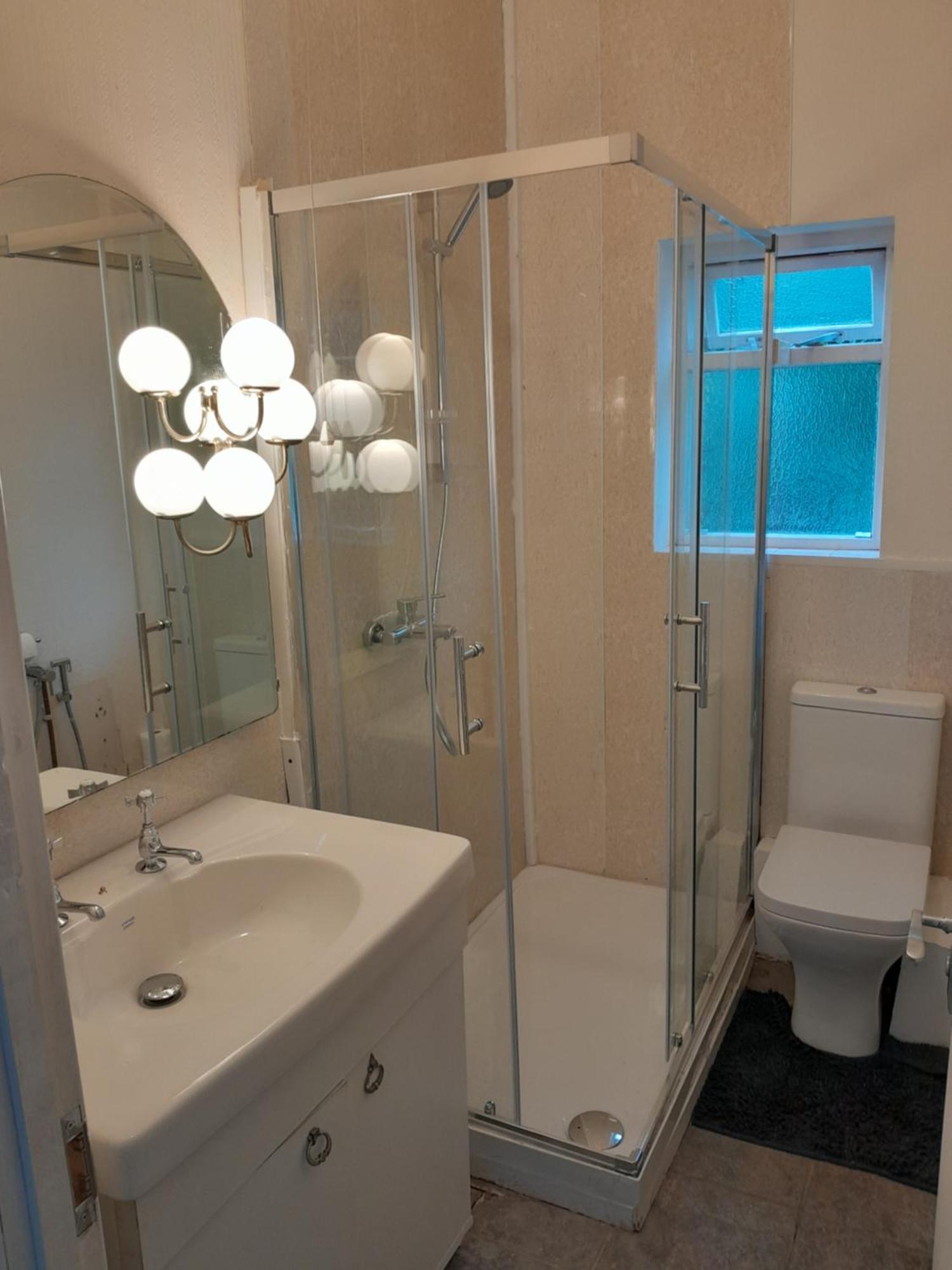 Large Room Near Singleton Hospital Ensuite R6 Суонси Экстерьер фото